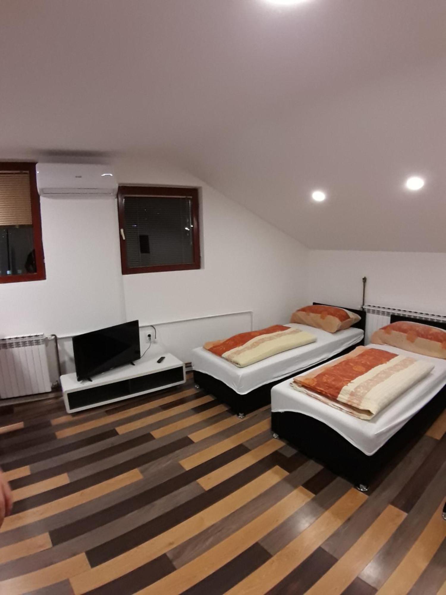 Cumurija Bridge Accommodation Saraievo Quarto foto